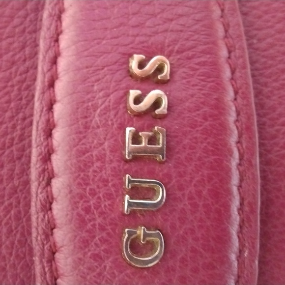 Guess women's deep burgundy wristlet bag - Picture 7 of 17